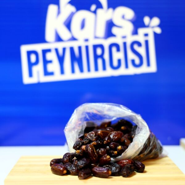 İran Hurması 1KG – Doğal ve Yumuşak Medjool Lezzeti